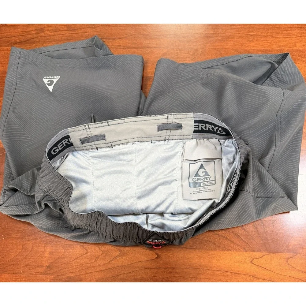Gerry Men's Shorts/swim trunks size L